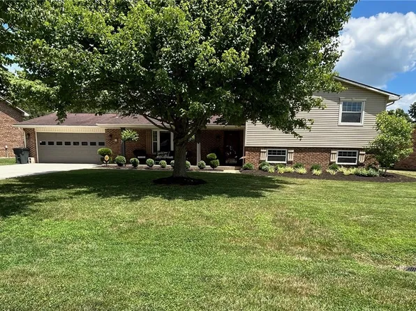 210 Lindsey Ave, Marietta, OH 45750