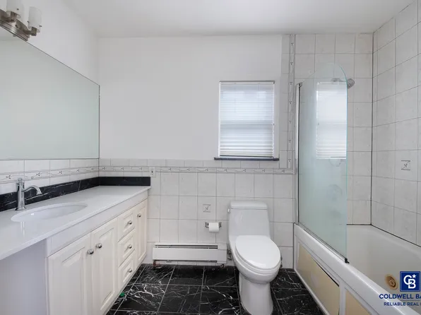 74-24 43rd Avenue image 10 of 13