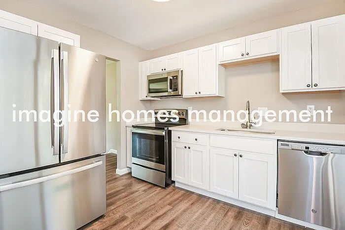 7881 Driftwood Dr — Photo 7