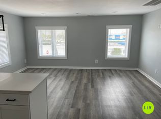 721 S Anderson Blvd #A, Holly Ridge, NC 28445