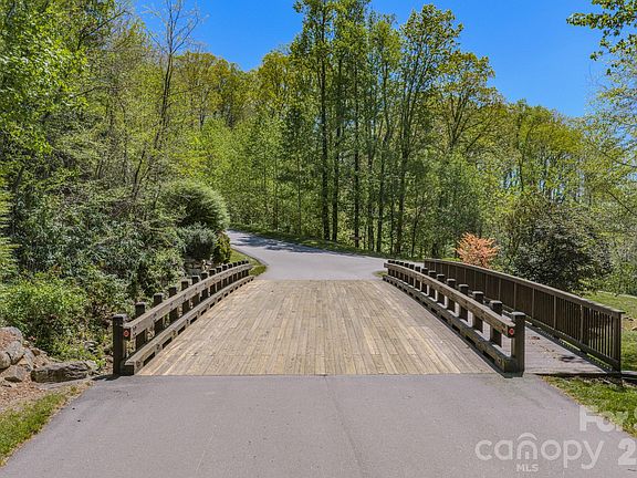 4th image of 67 Clear Water Trail Rd #511