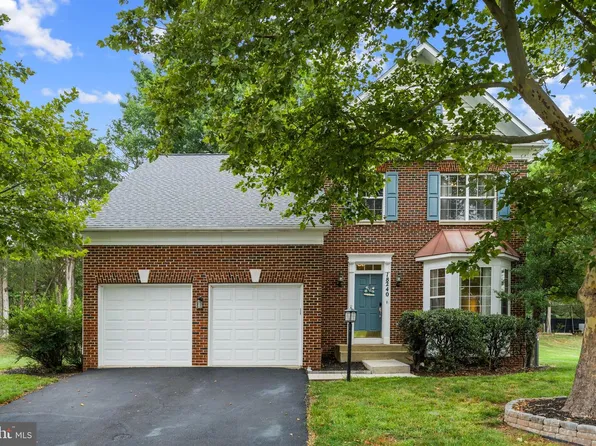 18240 Oak Lake Ct, Leesburg, VA 20176