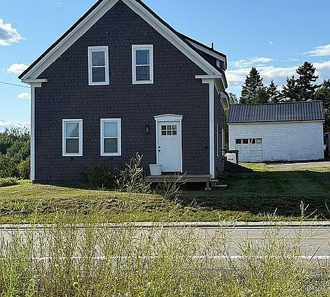 2nd image of 385 Main St