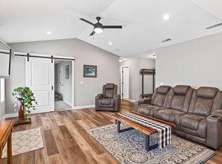 7246 385th St, North Branch, MN 55056