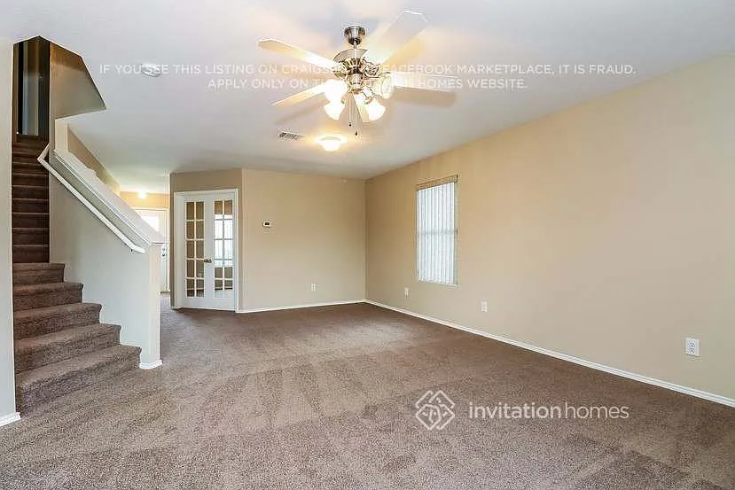 8139 Mossberg Dr Arlington, TX 76002 — Photo 4