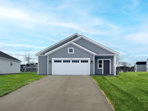 1516 Meadows Dr NE, East Bethel, MN 55005
