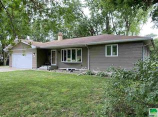 2231 Burbank Rd, Vermillion, SD 57069