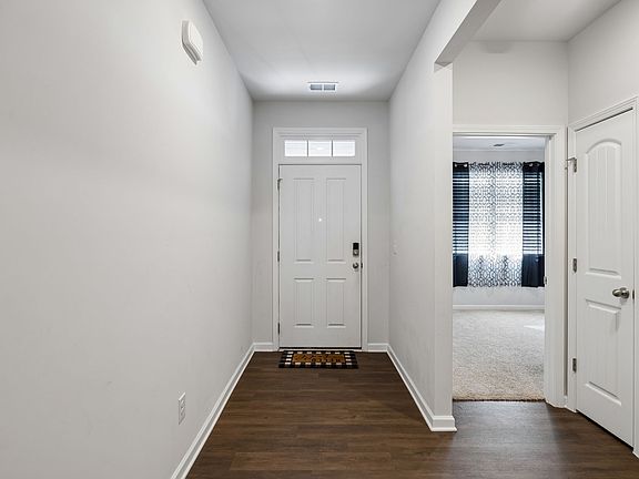 4th image of 2052 Carefree Ln