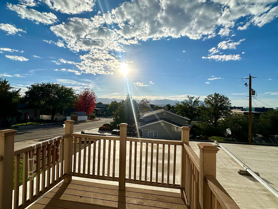 8418 S Mesa Dr