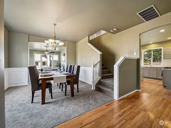 2nd image of 17802 106th Street E