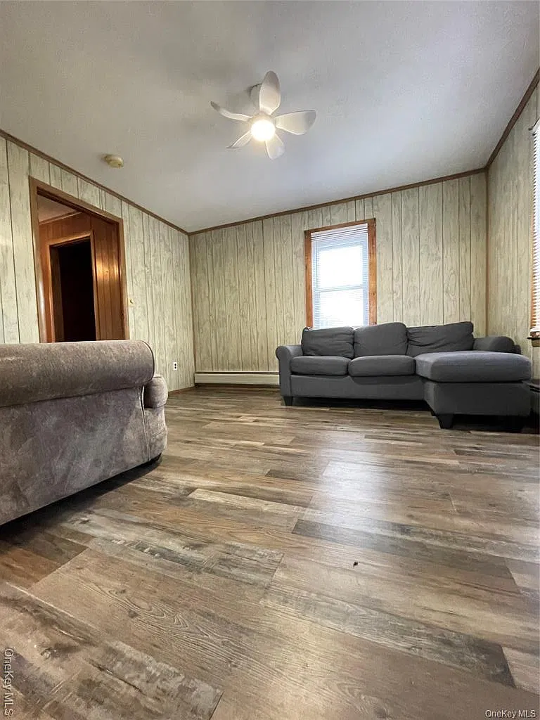 1 bed, 1.0 bath, 1333 sqft, $1,922 — Photo 3