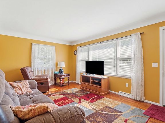 5th image of 1207 Elkerton Ave