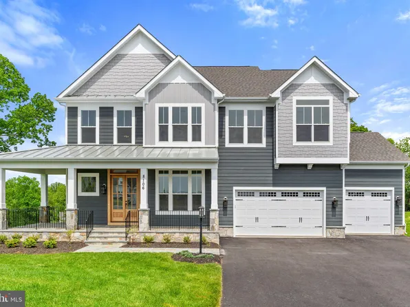 8106 Blue Hills Dr, Warrenton, VA 20186