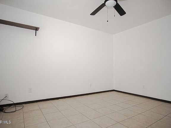 4th image of 8489 Roseway Dr #A