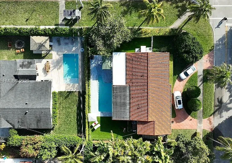 5715 SW 56th Ter — Photo 18