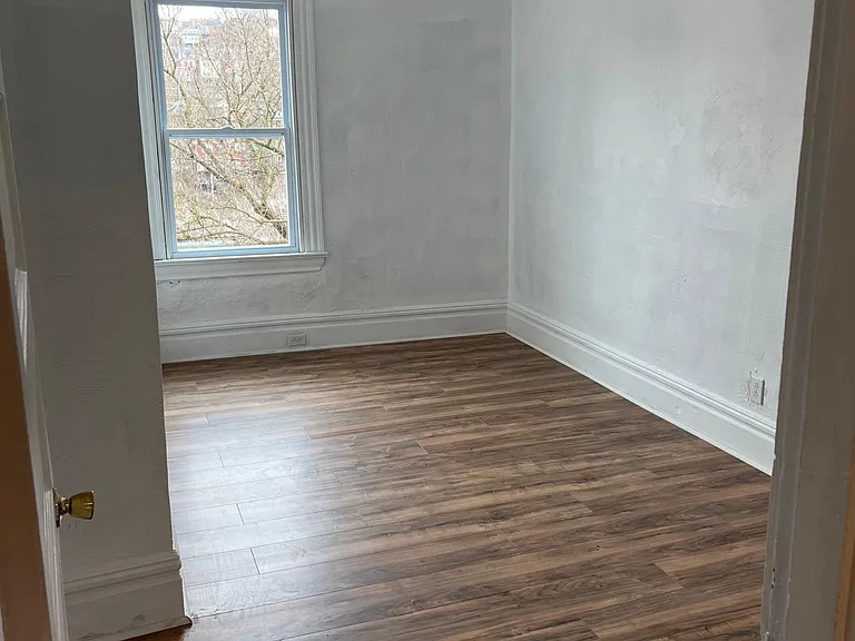 226 Bausman St — Photo 17