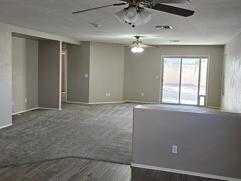 1113 N Agave St — Photo 3