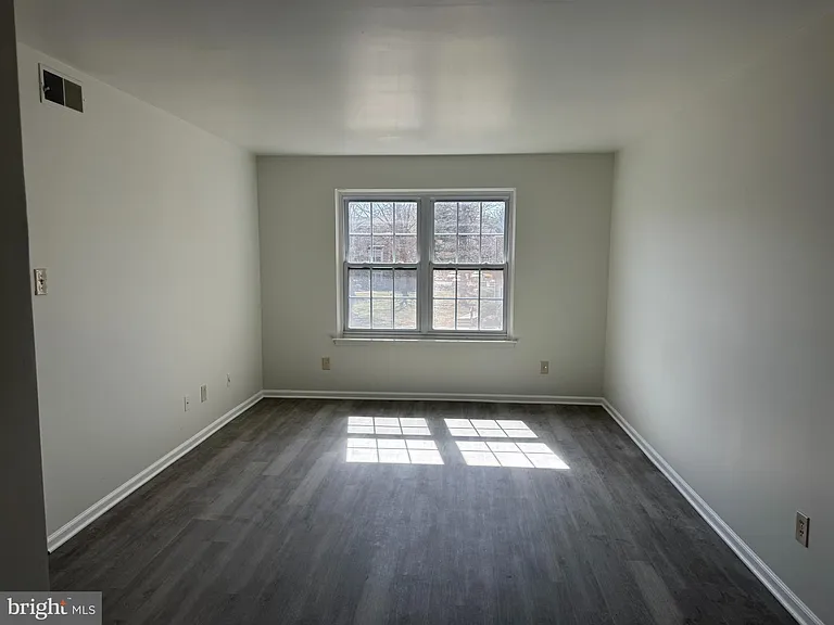 632 Palmer Ln #B — Photo 11
