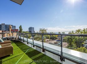 370 Martha St