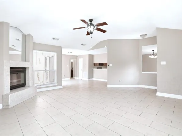 7502 Addicks Clodine Rd, Houston, TX 77083