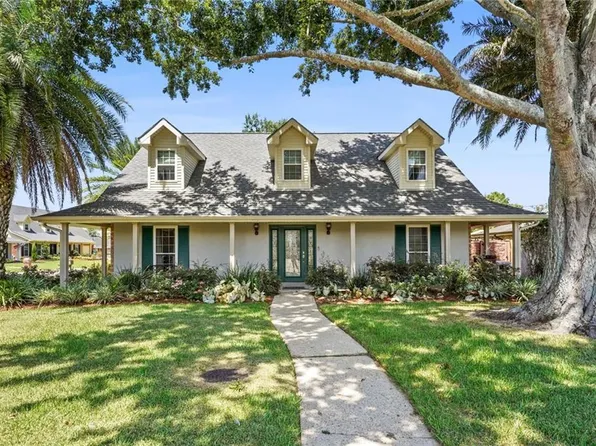 11 Magnolia Dr, Destrehan, LA 70047