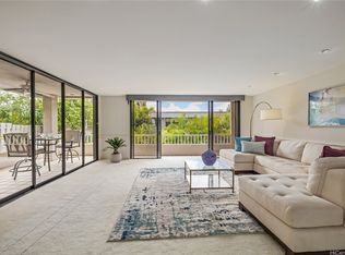 2929 Poni Moi Rd #4, Honolulu, HI 96815