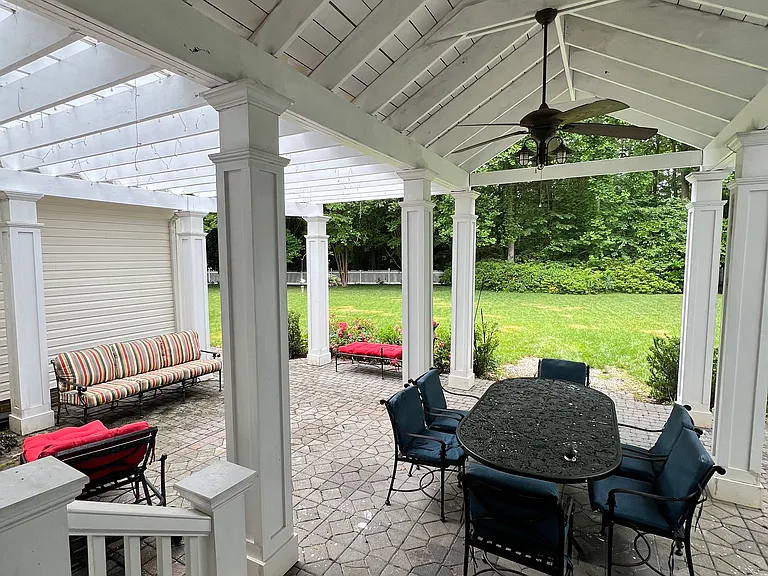 812 Bryson Arch — Photo 46
