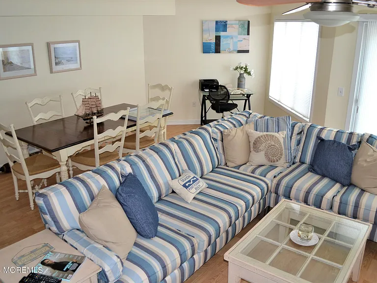 900 Ocean Ave #29 — Photo 23