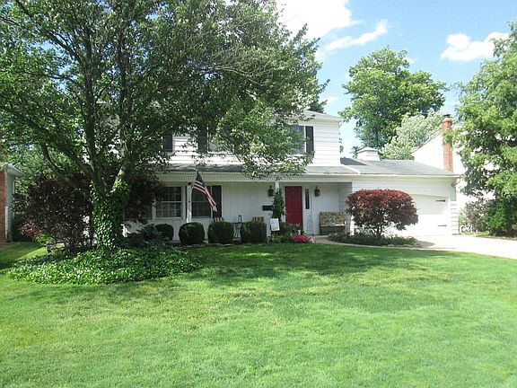 3rd image of 26848 Chapel Hill Dr