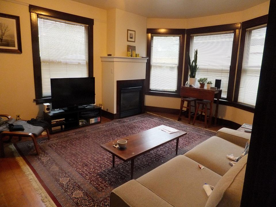1st image of 2156 8th Ave W #8