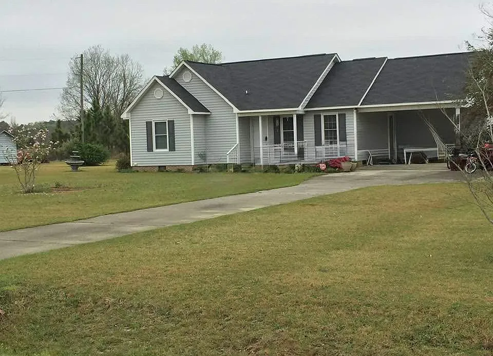 Clayton Pait Rd, Bladenboro — Photo 1
