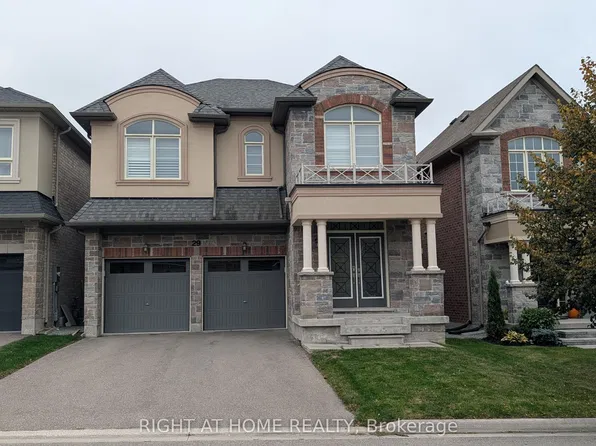 29 Mondial Cres, East Gwillimbury, ON L9N 0S1
