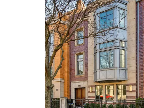 429 W Superior St, Chicago, IL 60654