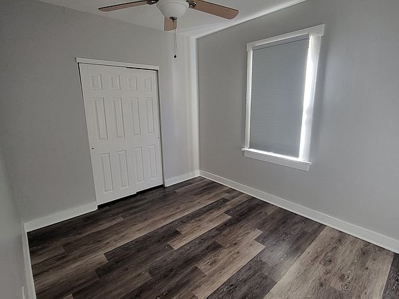 3rd image of 6531 W Park Ave #A