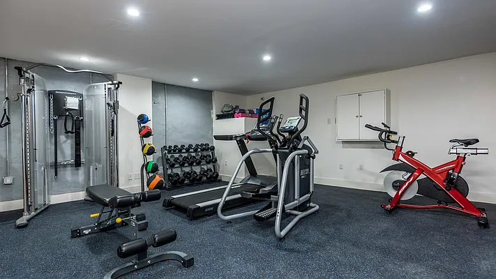 Rented by Nooklyn NYC LLC | media 20