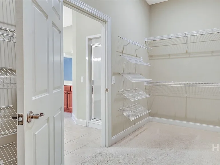 1802 Woodside Rdg — Photo 32