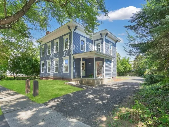 123 Springfield St, Chicopee, MA 01013