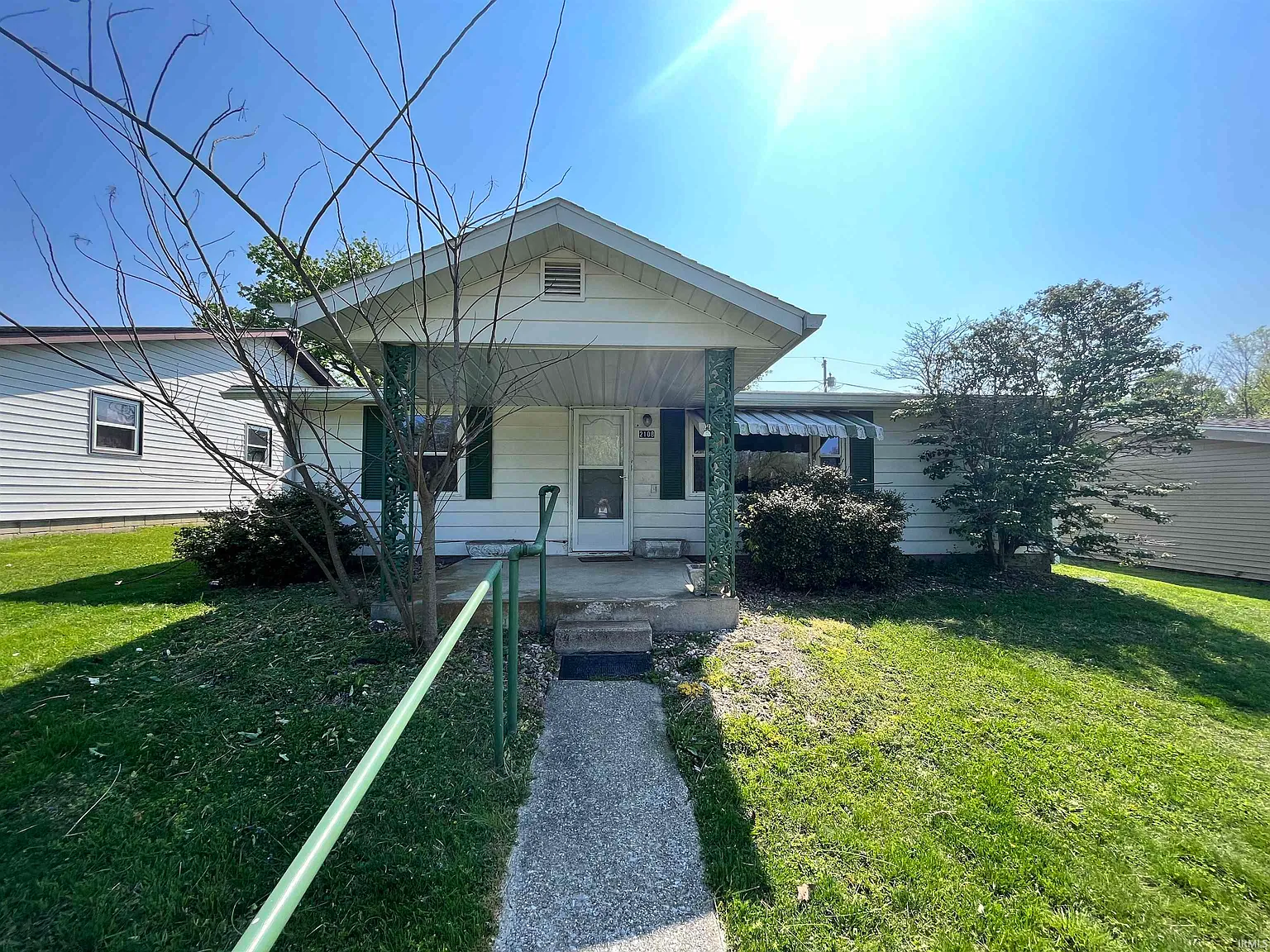 2108 J St photo 1