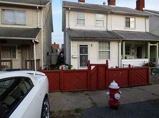 17 Orchard St, Mc Kees Rocks, PA 15136