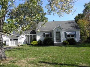 4 Rambler Dr, Bridgewater, NJ 08807