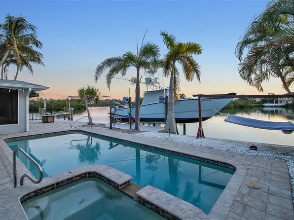 922 Casey Cove Dr, Nokomis, FL 34275