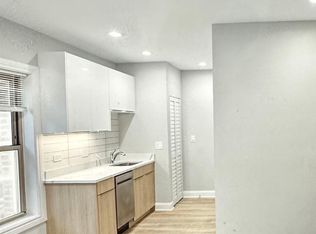 1631 W Chase Ave, Chicago, IL 60626