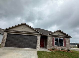 100 Jo Park Ln, Maumelle, AR 72113