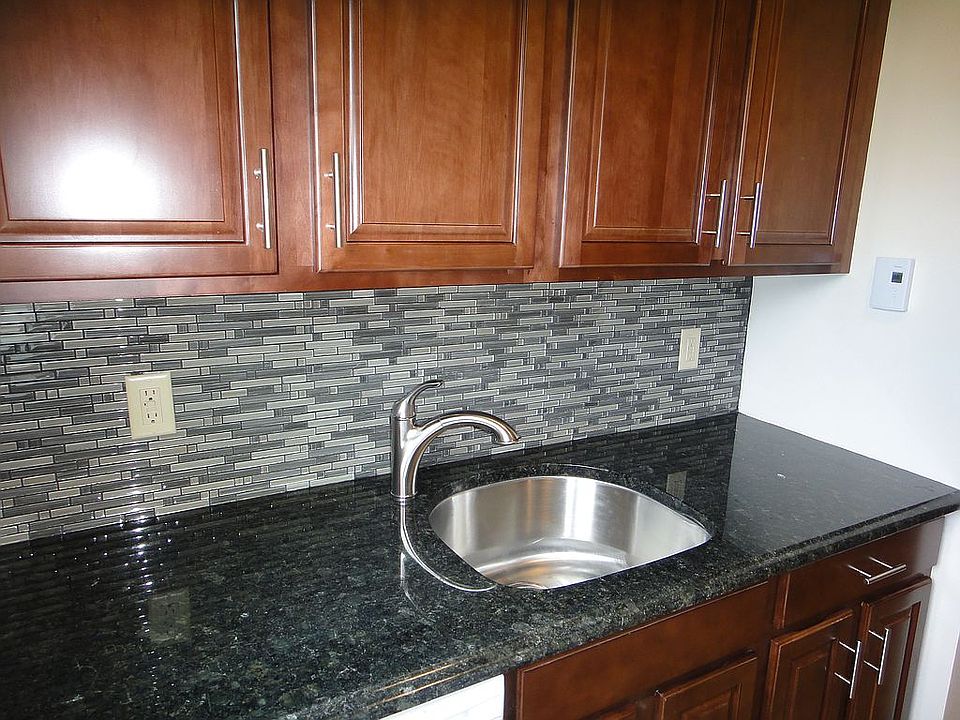 Gla Tile Backsplash