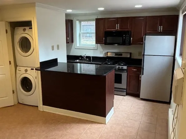 4206 Washington Blvd #3, Arlington, VA 22201