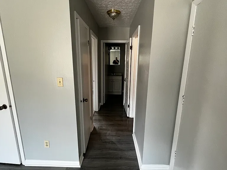 1114 Eastgate Mnr #1114 — Photo 7