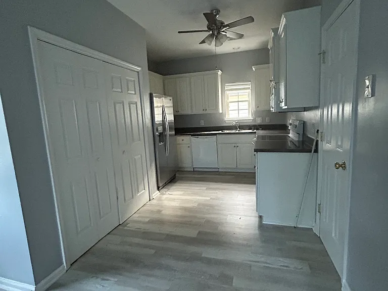 375 Northwood St — Photo 12
