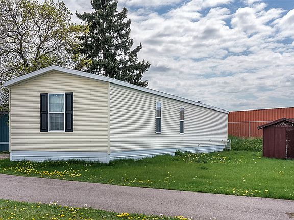 4th image of 50 Twin Acres Dr Trailer 21