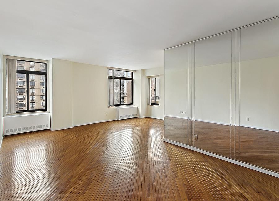 1st image of 400 E 70th St APT 1607