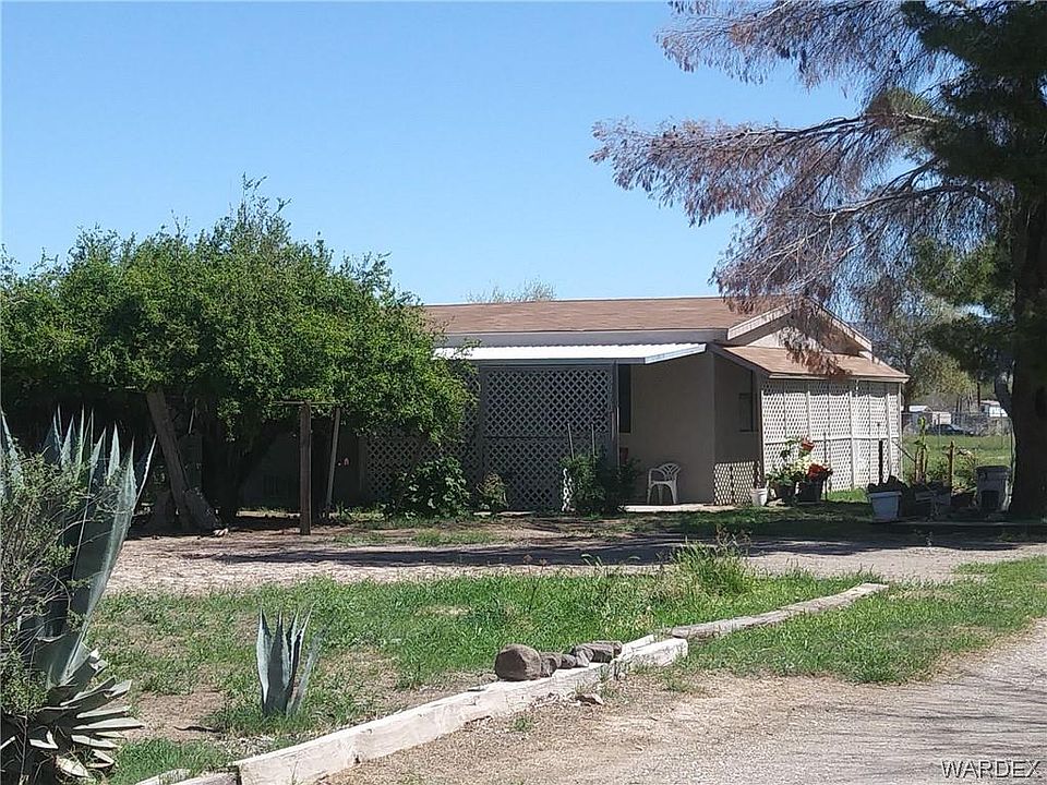 1st image of 8920 S Calle Del Media